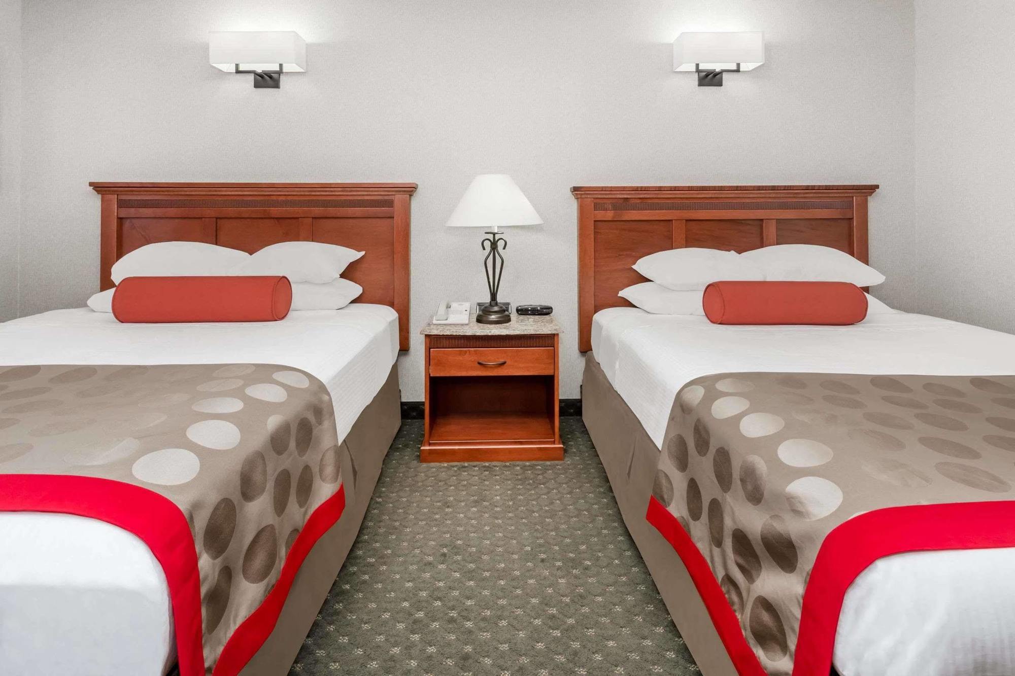 Ramada By Wyndham Frisco Hotel Luaran gambar